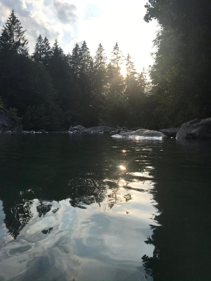 Kleine Am Rande Der Wildnis Sibratsgfall