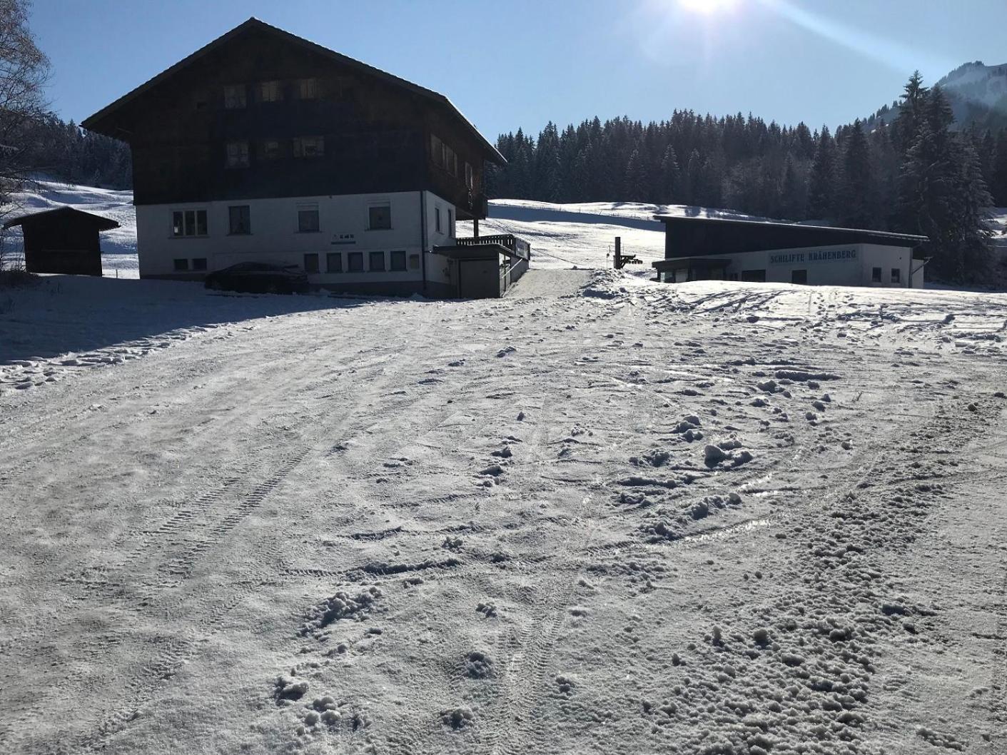 Kleine Am Rande Der Wildnis
